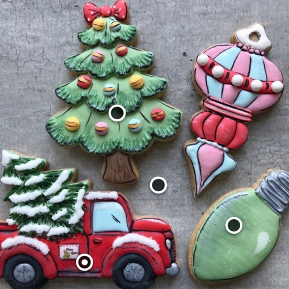 LILIAO 4 Piece Christmas Cookie Set Tree, Bulb, Topper and Truck w/Tree - Picture 7 of 7